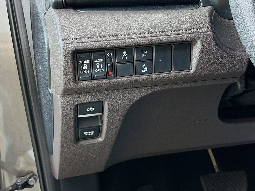 Used 2020 Honda Odyssey EX image 32