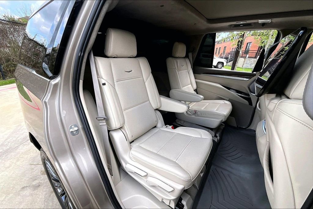 Used 2025 Cadillac Escalade Sport Platinum image 35