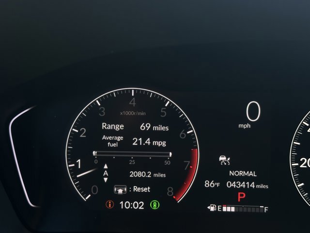 Used 2024 Honda Pilot Sport image 11