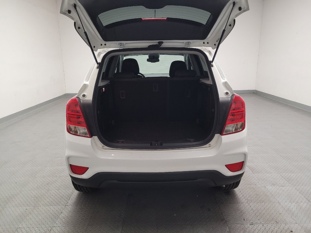 Used 2020 Chevrolet Trax LS w/ Tint and Cruise Package FWD image 29