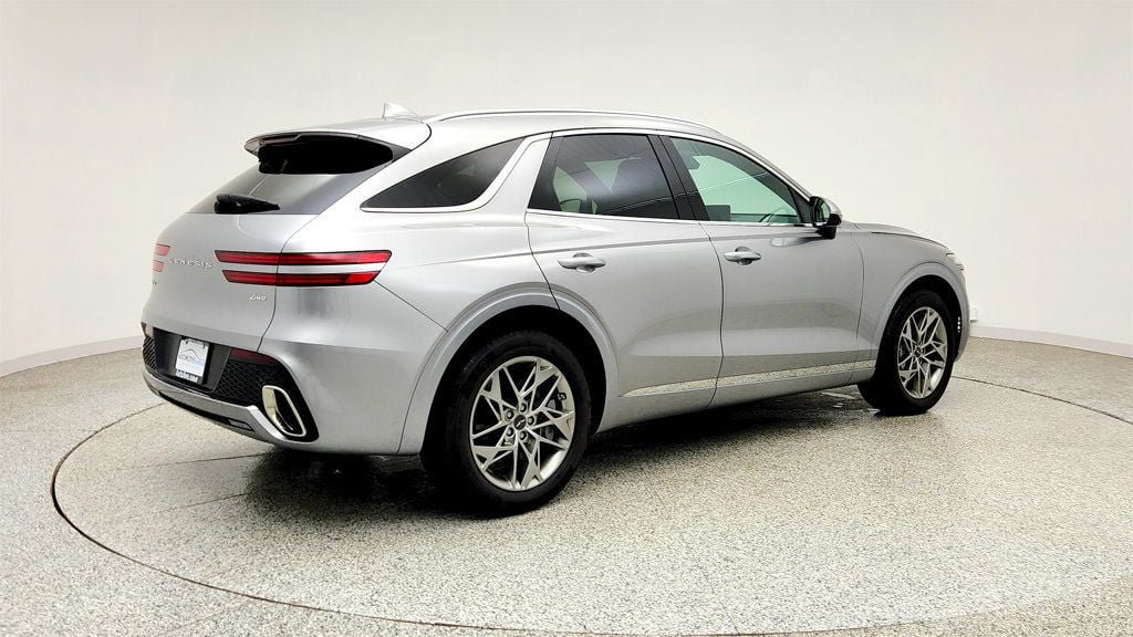 Used 2025 Genesis GV70 2.5T w/ Advanced Package AWD/4WD image 5