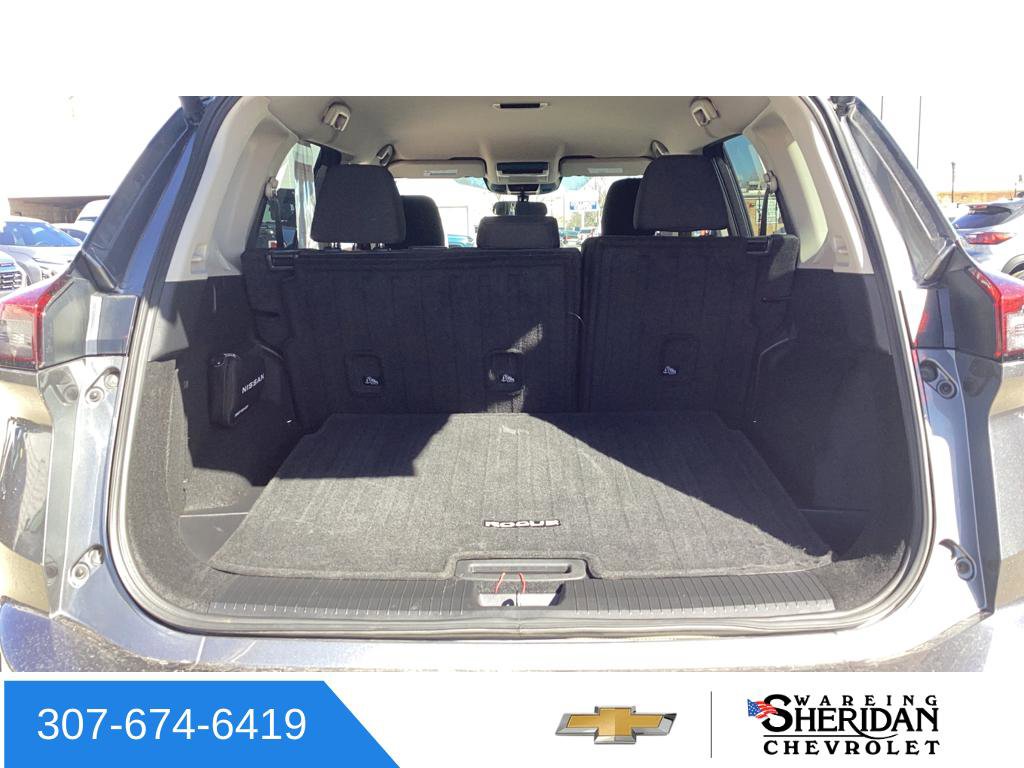 Used 2025 Nissan Rogue SV image 29