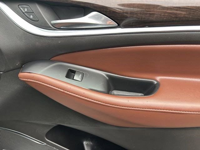 Used 2021 Buick Enclave Avenir image 43