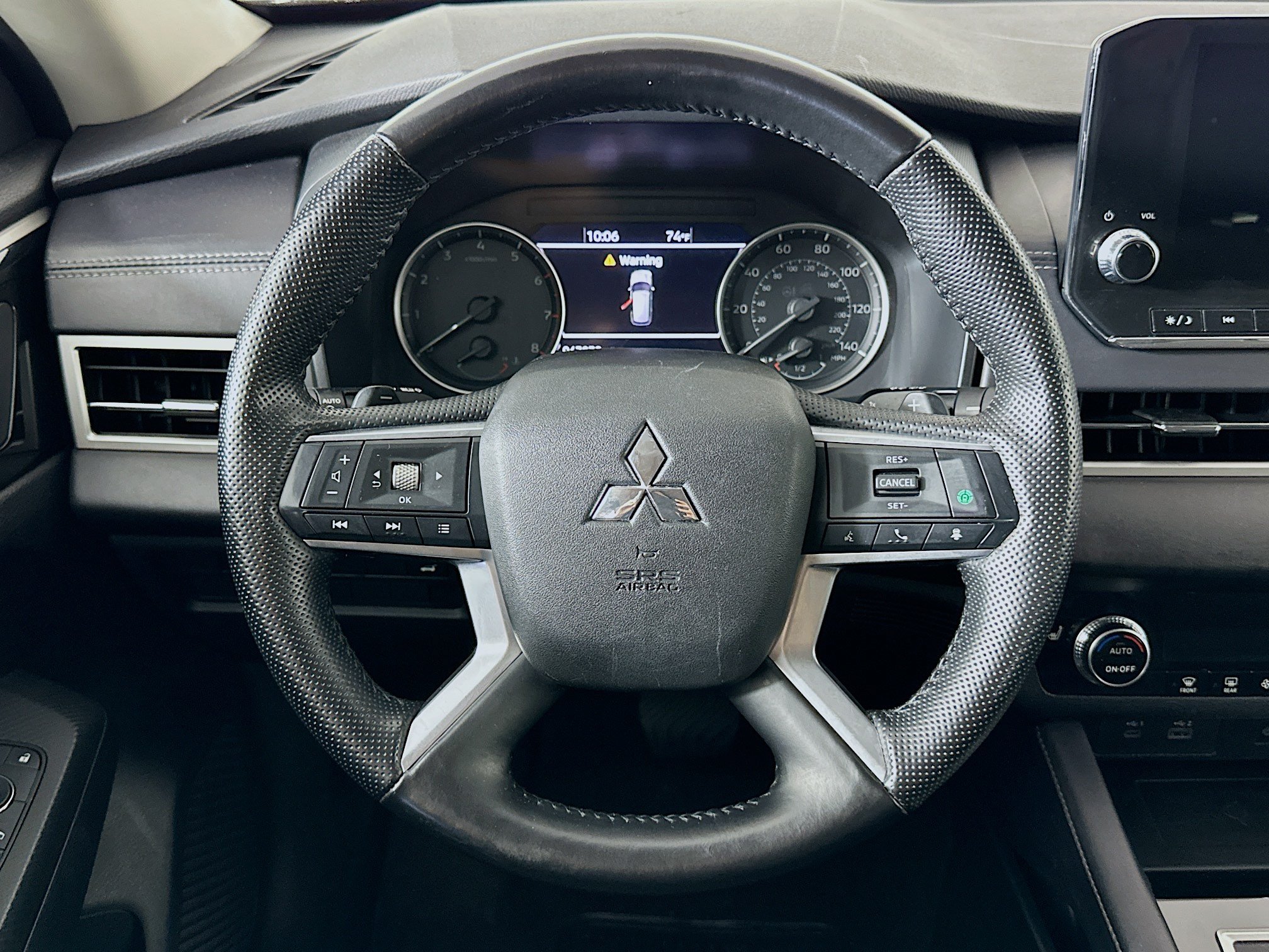 Used 2024 Mitsubishi Outlander SE AWD/4WD image 18