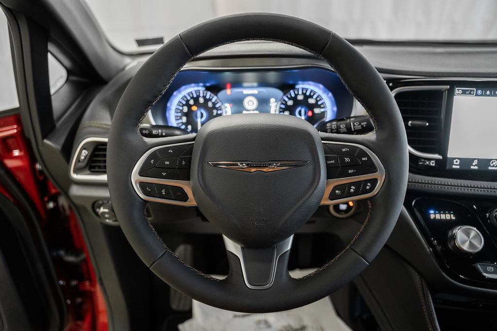New 2026 Chrysler Pacifica Pinnacle AWD/4WD image 31