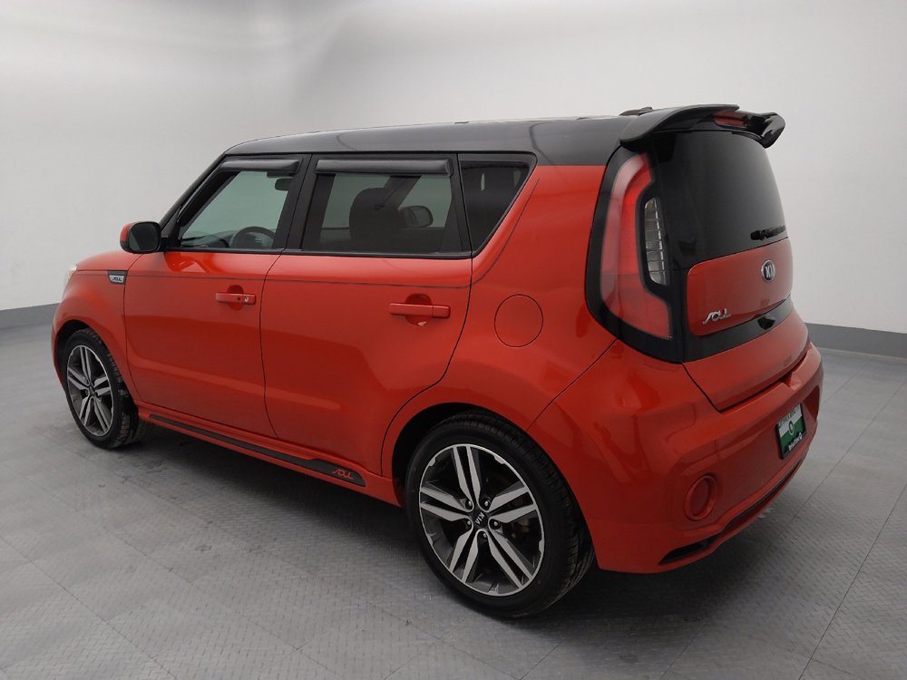 Used 2019 Kia Soul + FWD image 3
