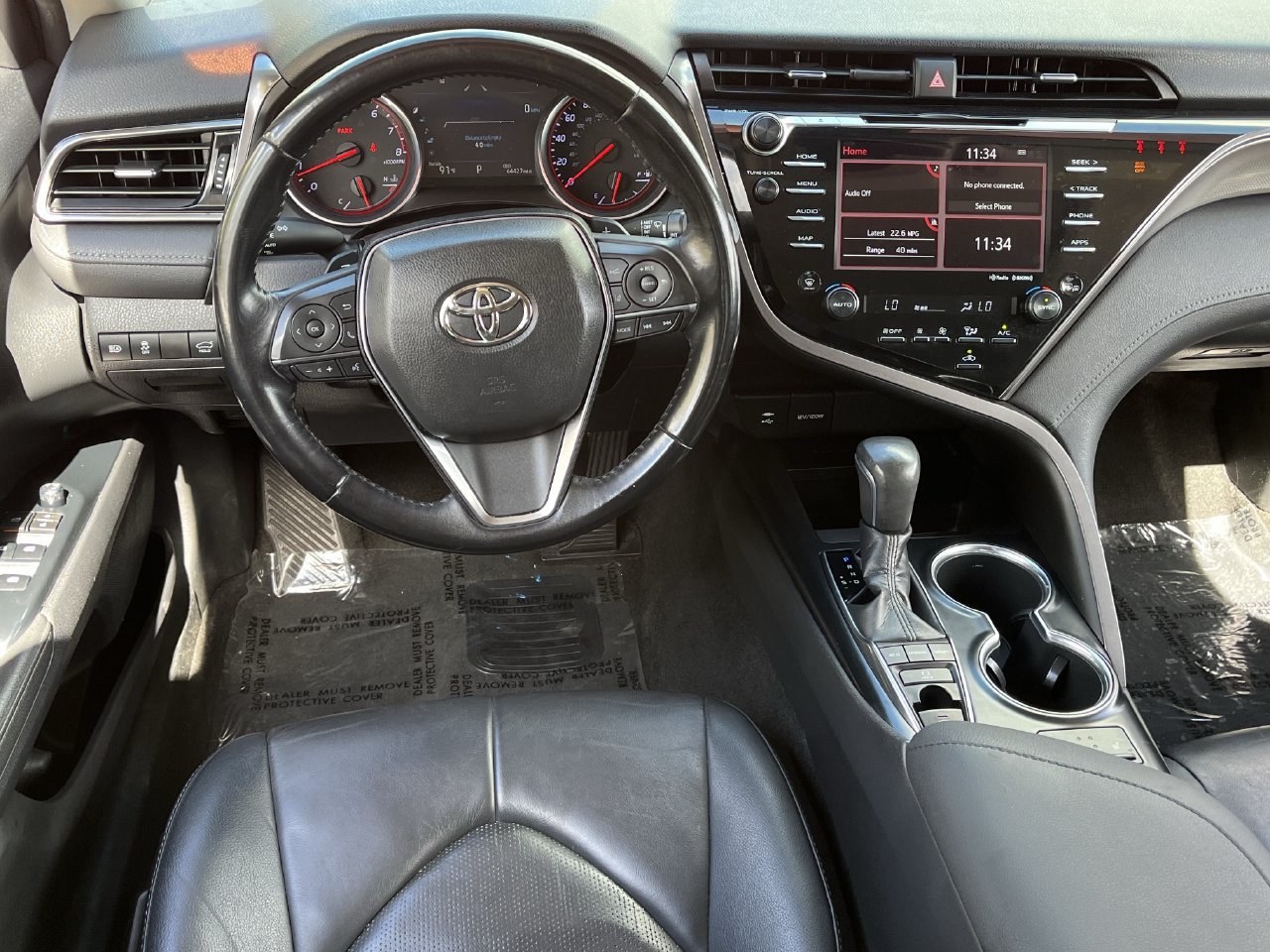 Used 2019 Toyota Camry XSE FWD image 10