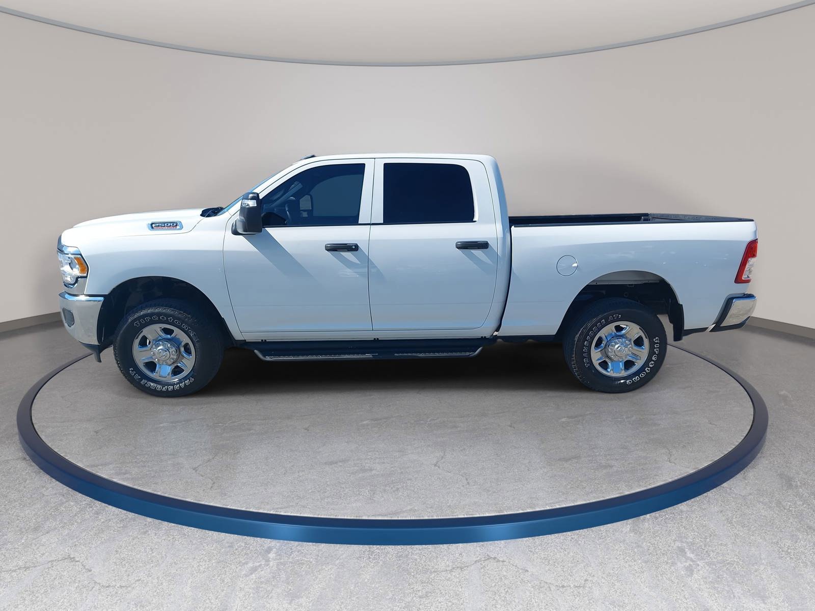 Used 2024 RAM 2500 Tradesman w/ Chrome Appearance Group AWD/4WD image 8