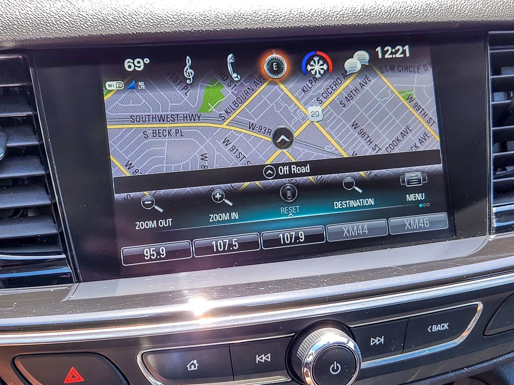 Used 2018 Buick Regal Essence w/ Sights and Sounds Package AWD/4WD image 13