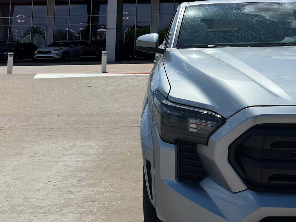 New 2026 Toyota Tacoma SR5 AWD/4WD image 32