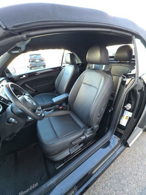 Used 2015 Volkswagen Beetle 1.8T image 10