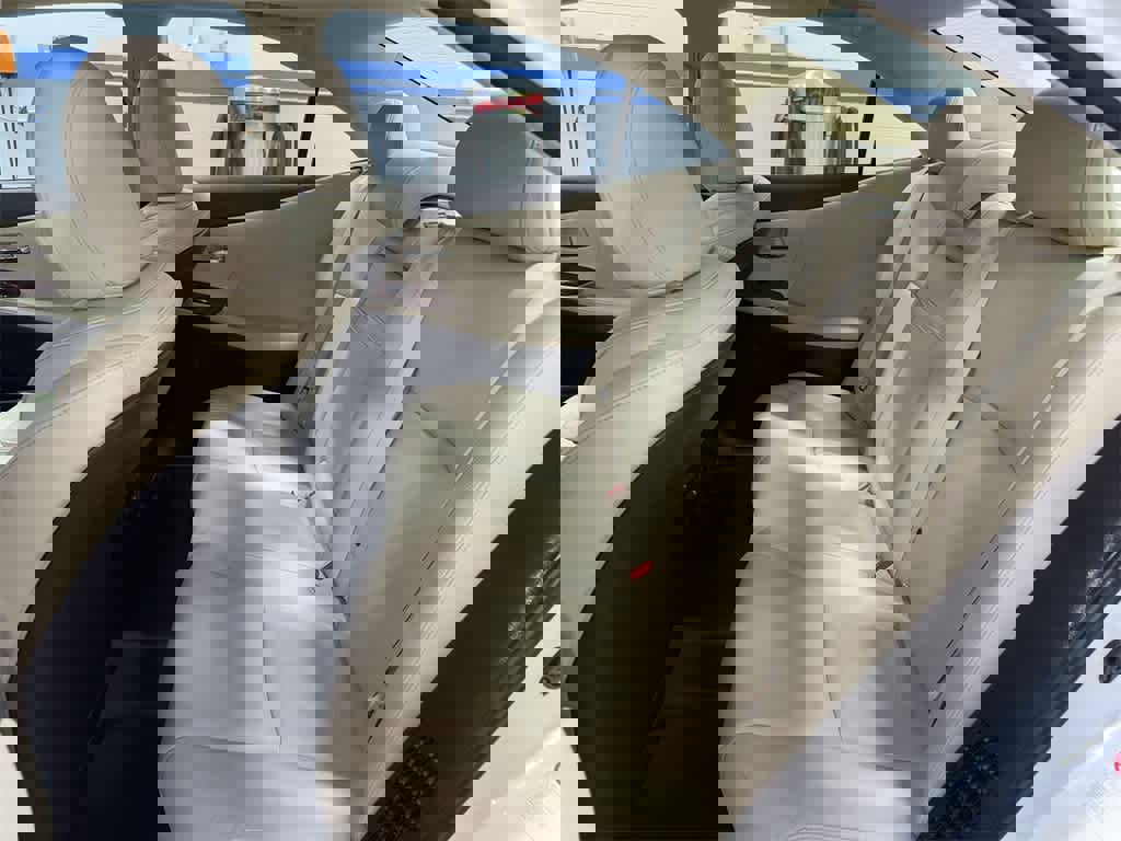 Used 2010 Lexus HS 250h image 17