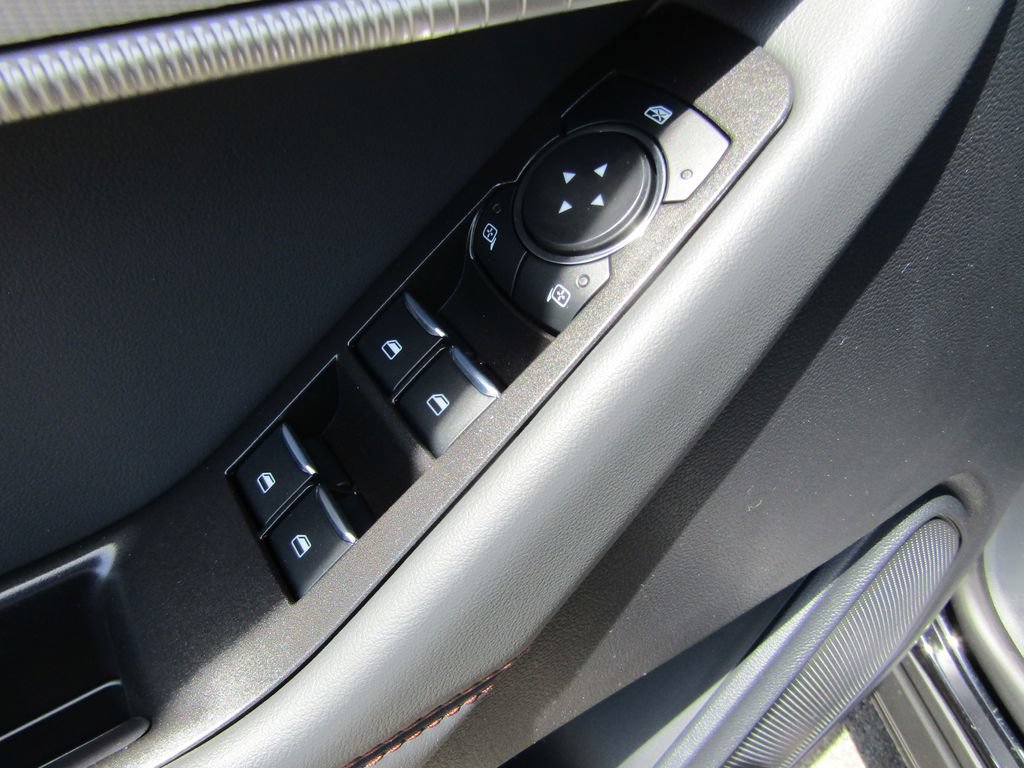 New 2026 Ford Explorer Active w/ Active Comfort Package AWD/4WD image 23