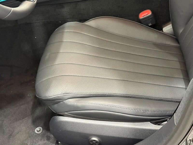 New 2026 Mercedes-Benz E 450 4MATIC Sedan image 17