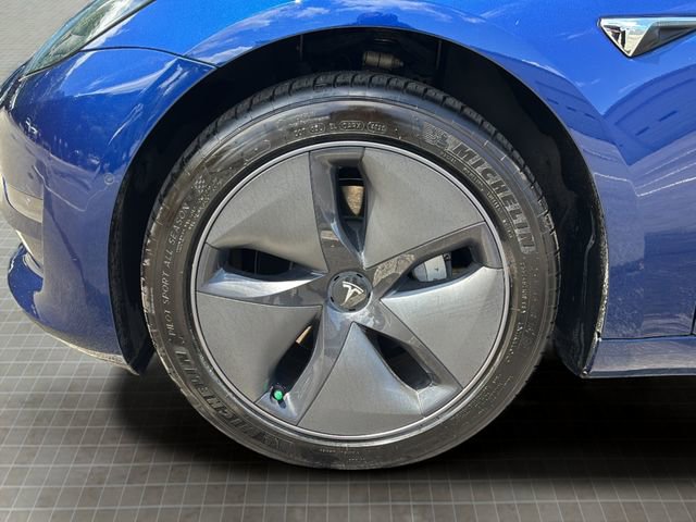 Used 2020 Tesla Model 3 Standard Range Plus RWD image 26