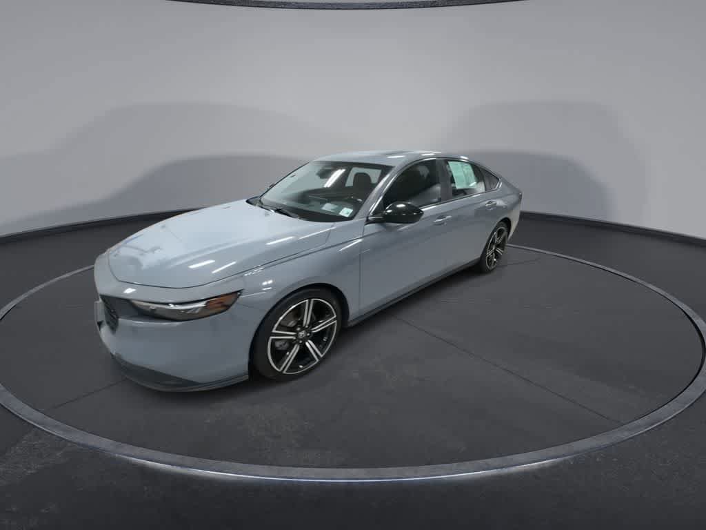 Used 2023 Honda Accord Sport image 5