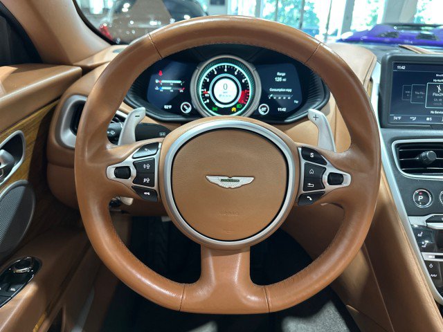 Used 2019 Aston Martin DB11 Volante RWD image 68