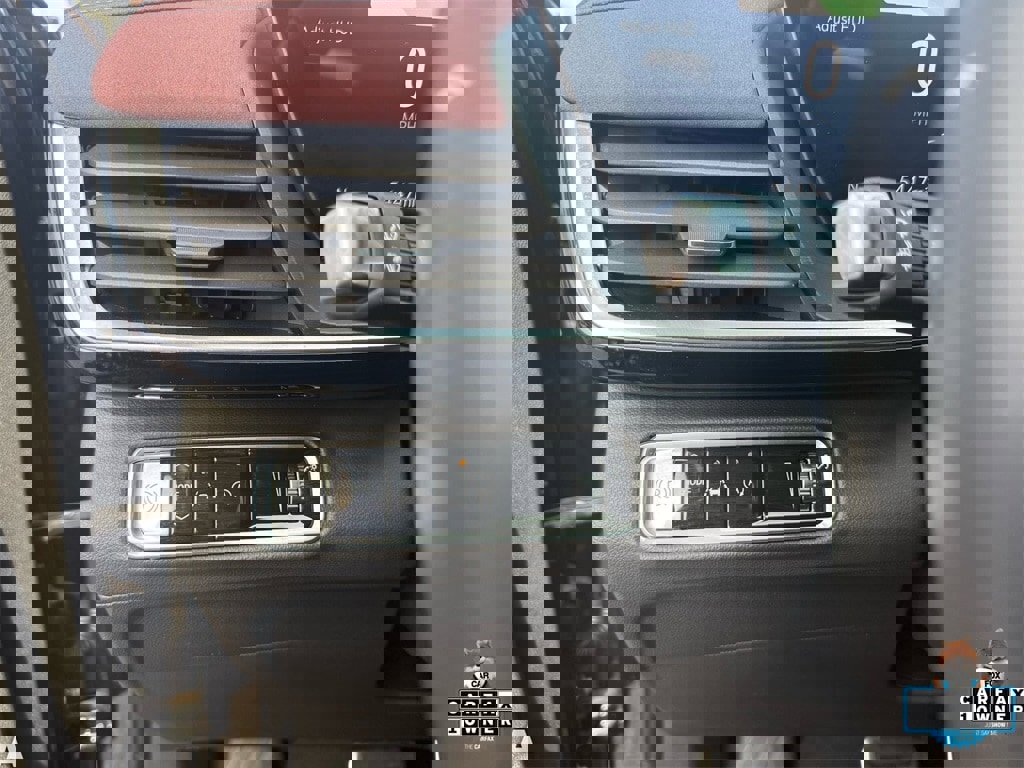 Used 2025 Buick Envision Sport Touring image 14