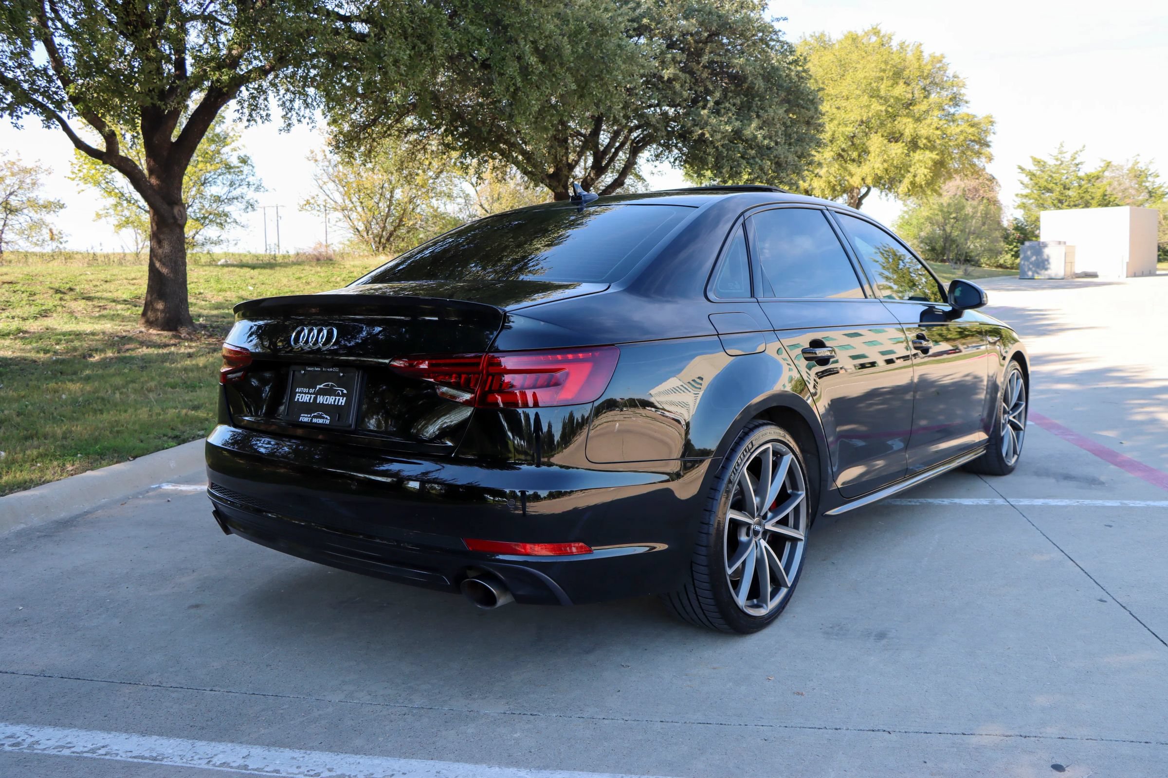 Used 2018 Audi A4 2.0T Premium Plus w/ Premium Plus Package AWD/4WD image 7