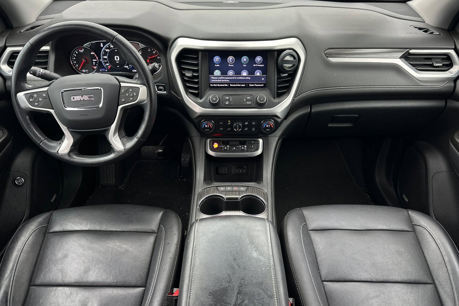 Used 2020 GMC Acadia SLT w/ Driver Alert Package II image 13