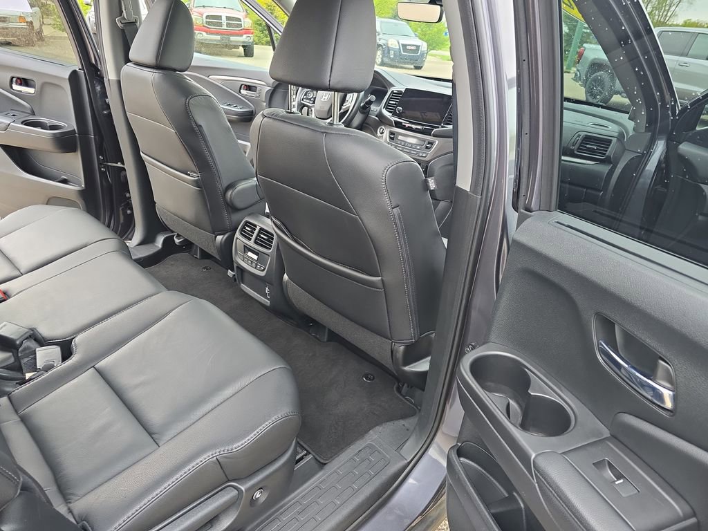 Used 2021 Honda Pilot Special Edition image 11