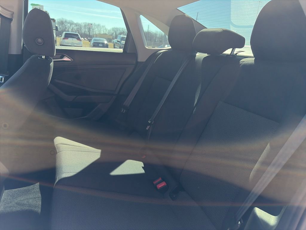 Used 2019 Volkswagen Jetta S w/ Driver Assistance Package image 31