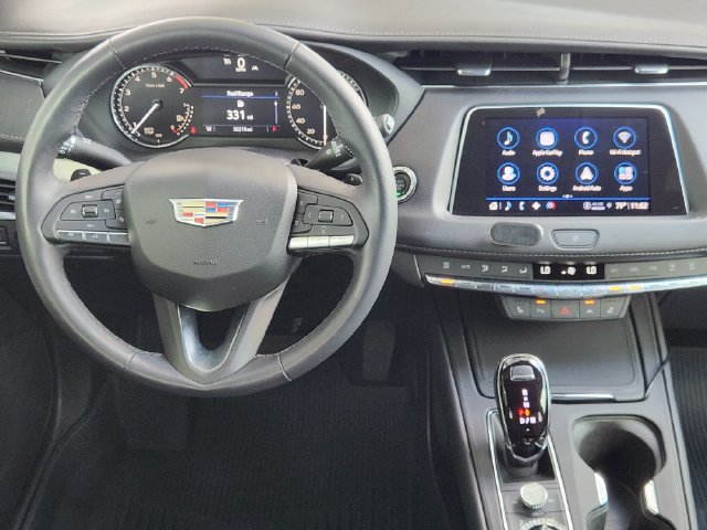 Used 2022 Cadillac XT4 Premium Luxury w/ Cold Weather Package FWD image 28