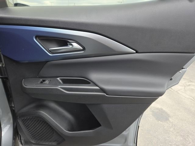 Used 2024 Chevrolet Equinox EV LT image 24