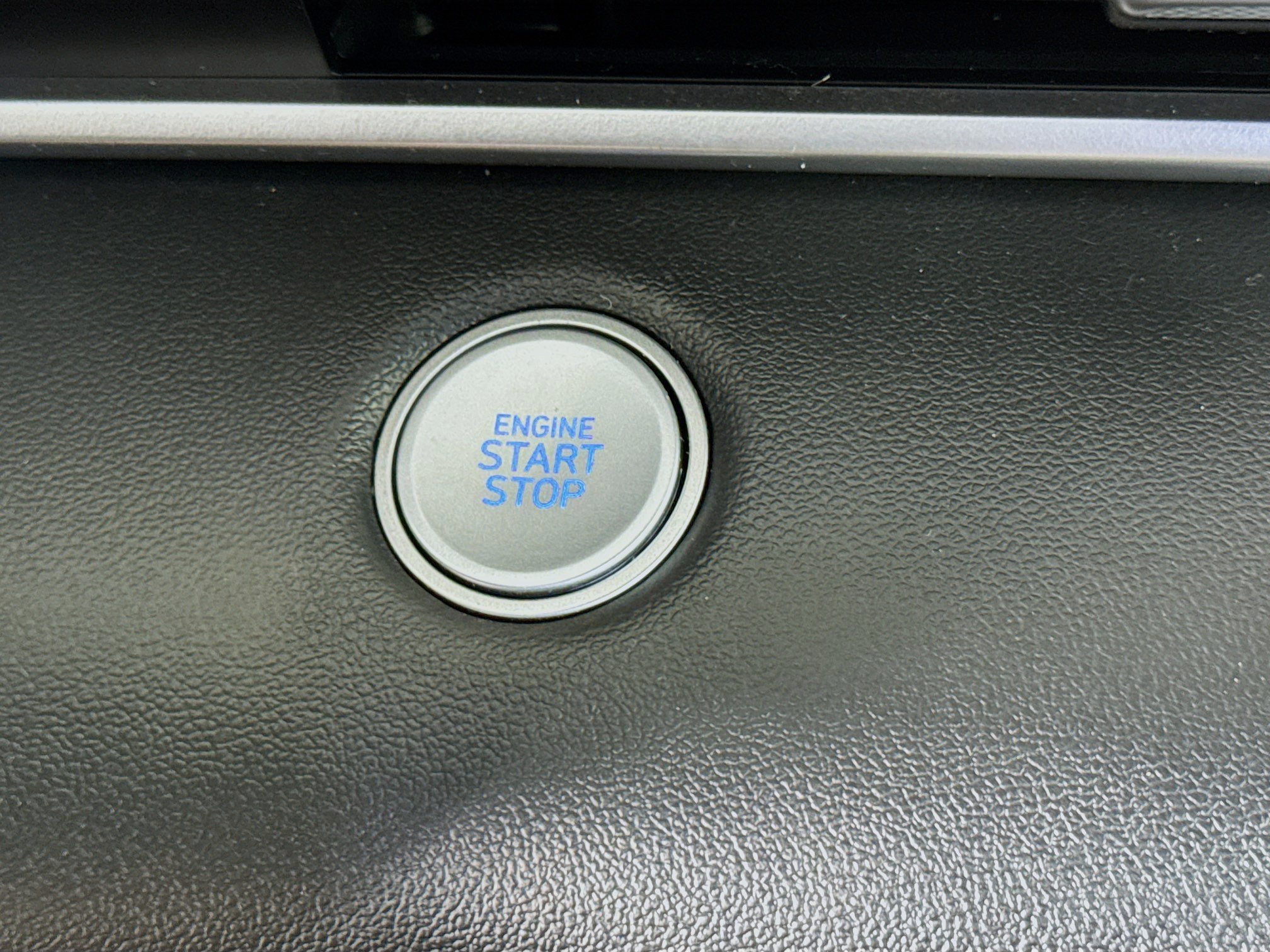Used 2022 Hyundai Elantra SEL w/ Convenience Package FWD image 18