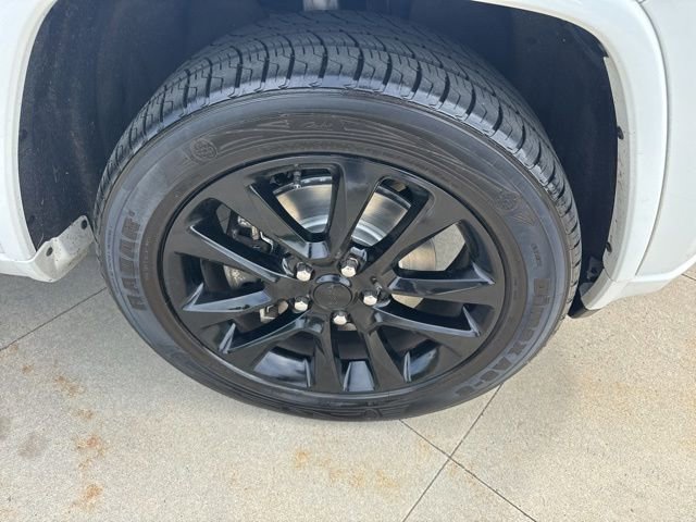 Used 2021 Jeep Grand Cherokee Laredo X AWD/4WD image 9