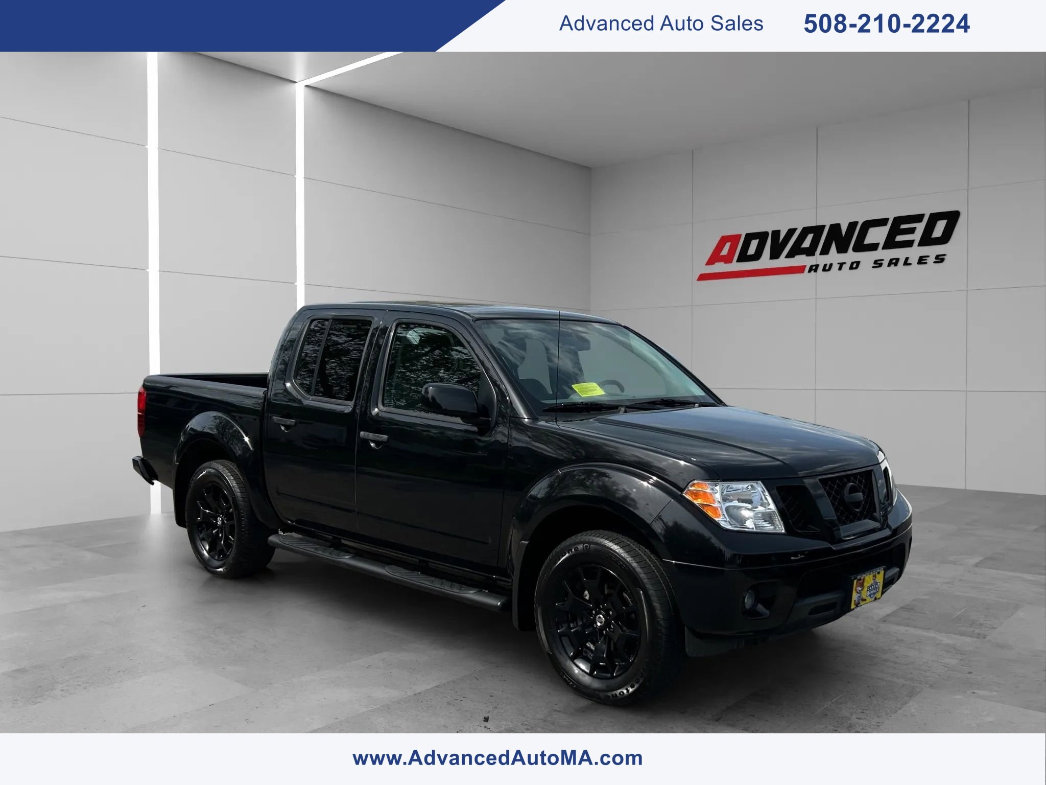 Used 2021 Nissan Frontier SV w/ Midnight Edition Floor Mats image 1