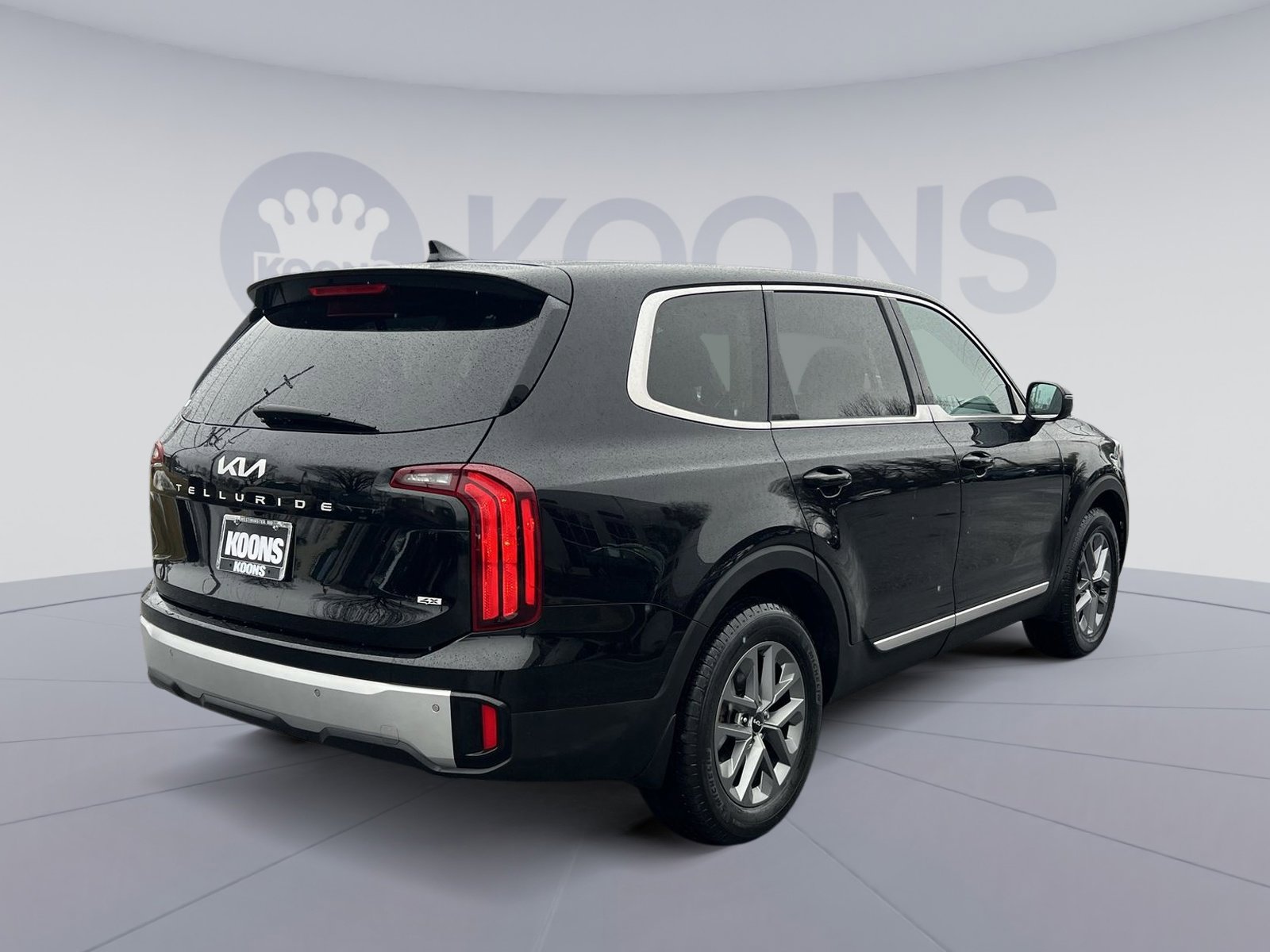 Used 2023 Kia Telluride LX image 7