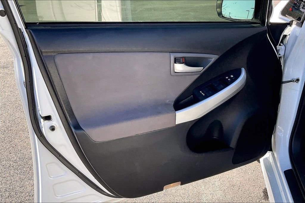 Used 2013 Toyota Prius Two image 26