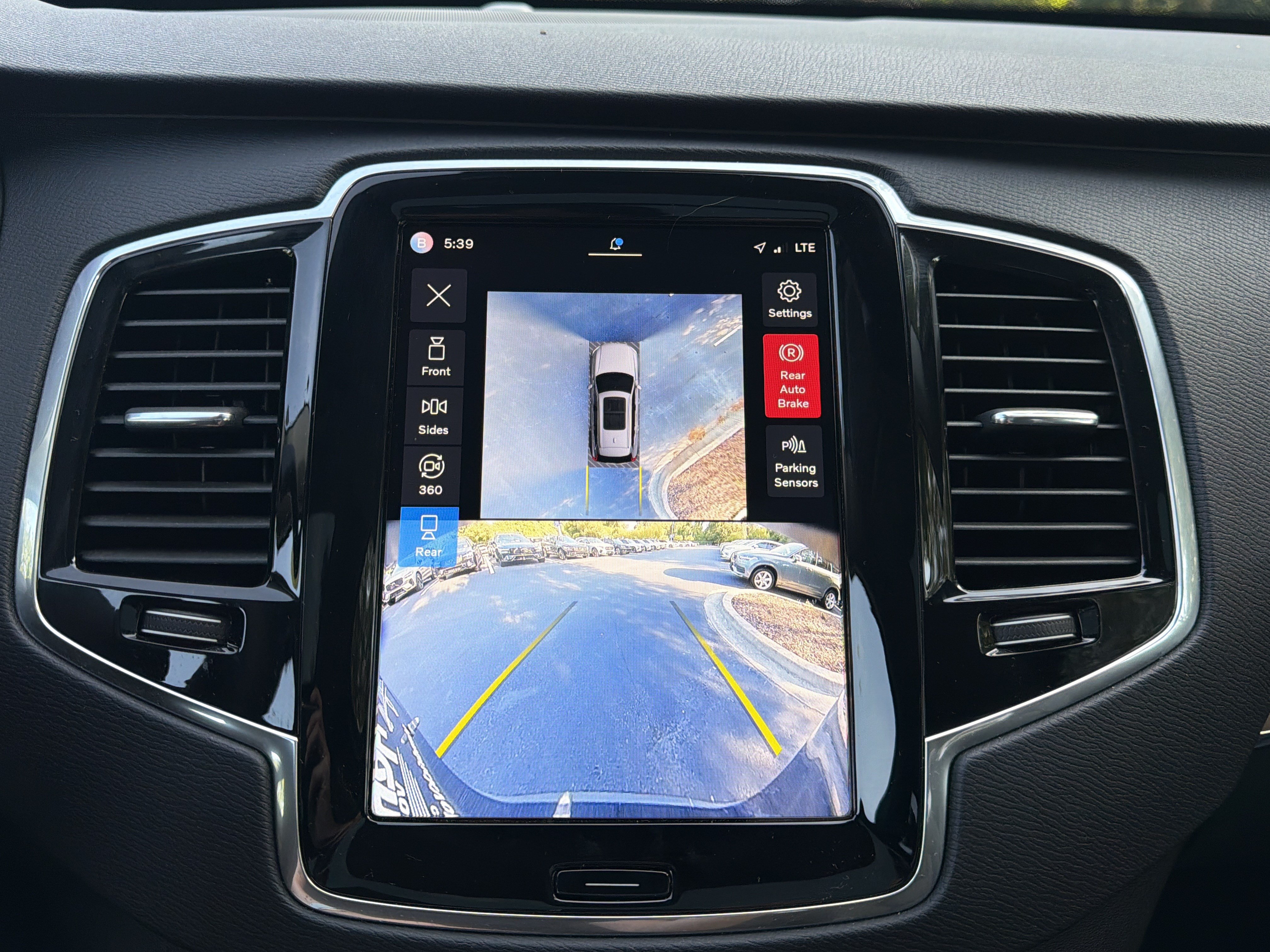 Used 2025 Volvo XC90 T8 Plus w/ Protection Package Premier AWD/4WD image 25
