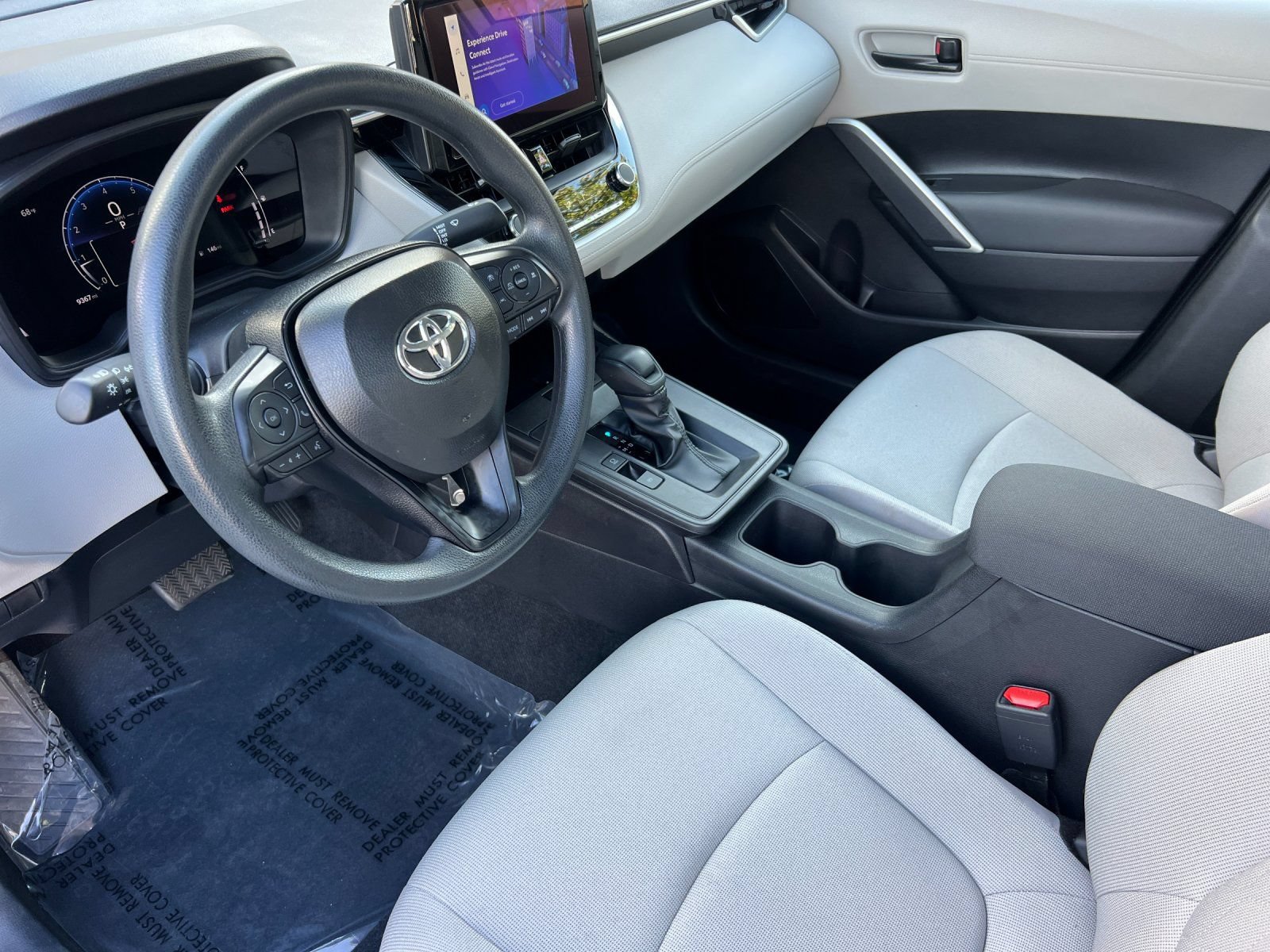 Used 2026 Toyota Corolla Cross L FWD image 9
