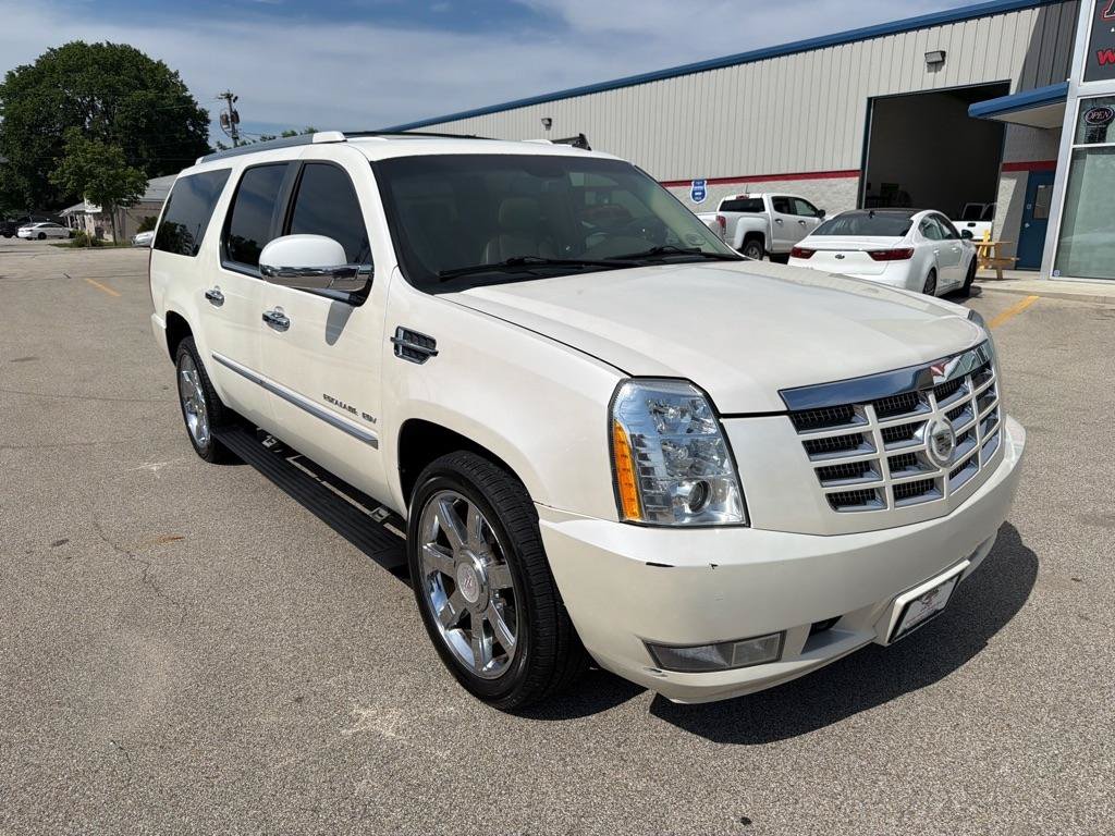 Used 2010 Cadillac Escalade ESV Premium AWD/4WD image 2