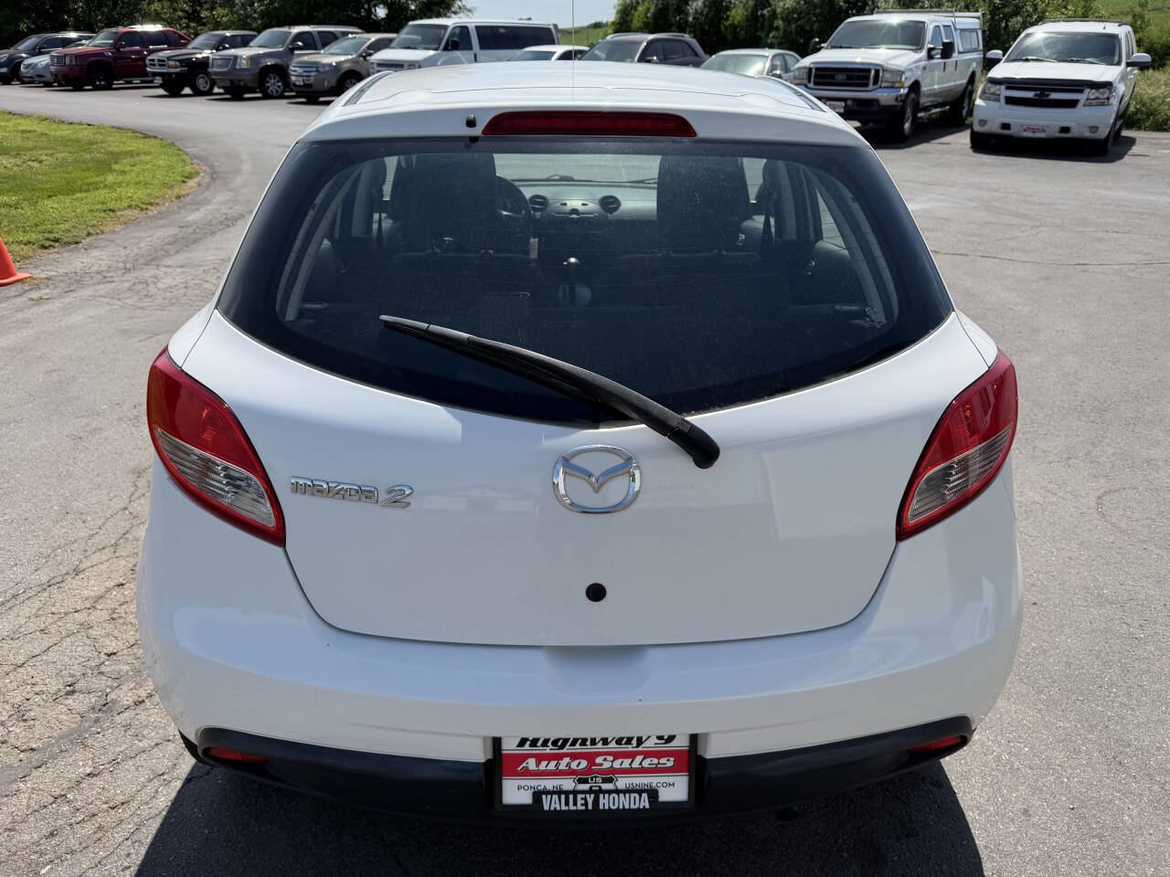 Used 2011 MAZDA MAZDA2 Sport FWD image 2