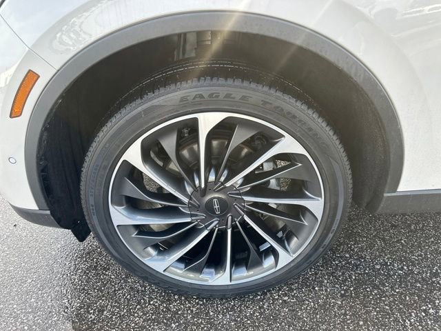Used 2023 Lincoln Aviator Reserve w/ Equipment Group 201A image 15