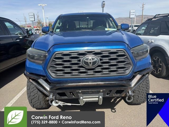 Used 2017 Toyota Tacoma SR5 AWD/4WD video 2