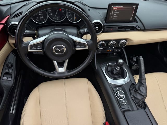 Used 2020 MAZDA MX-5 Miata RF Grand Touring RWD image 13