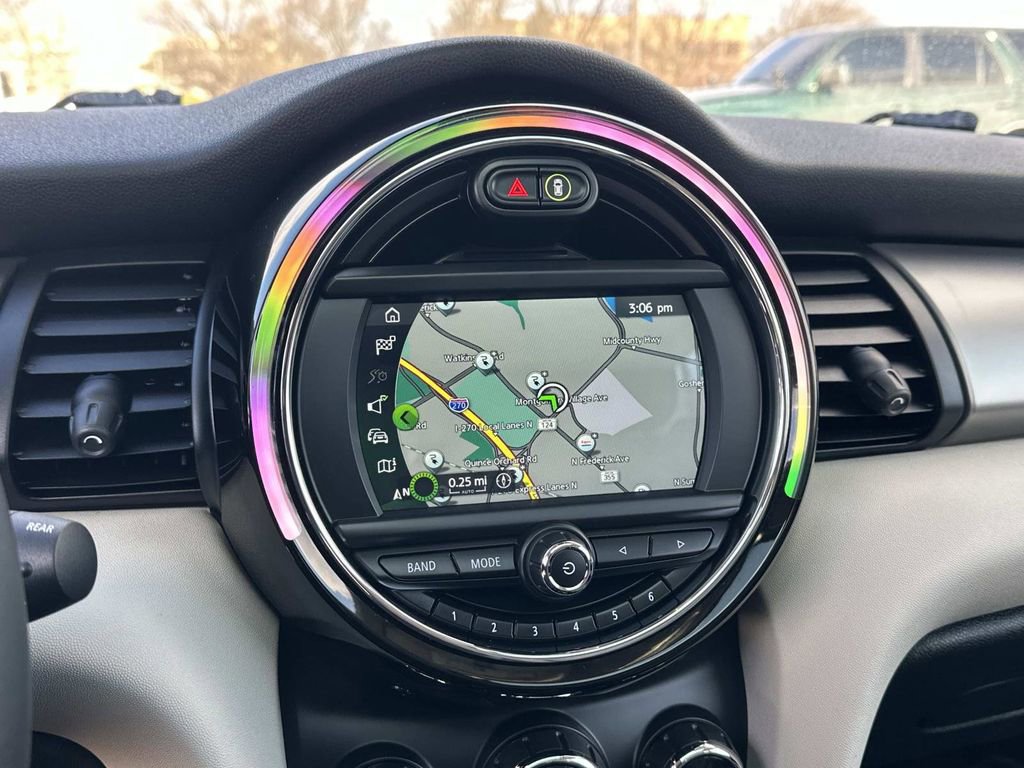 Used 2021 MINI Cooper SE w/ 6.5" Touchscreen Package image 11