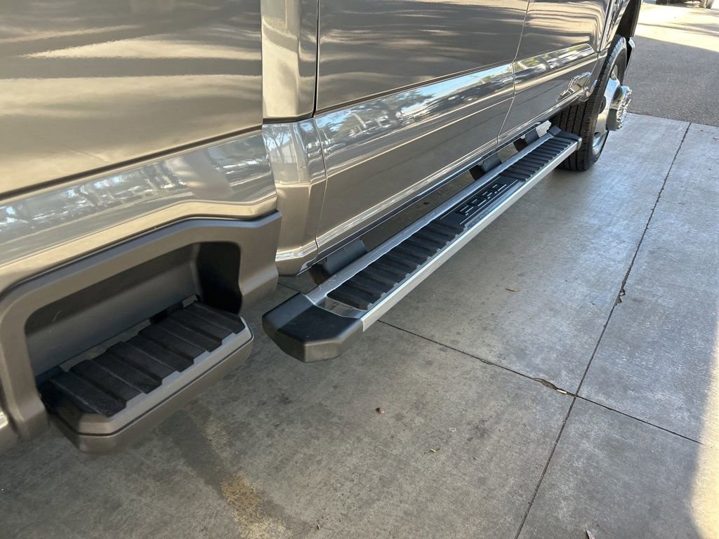 Used 2024 Ford F350 XLT w/ Camper Package image 24