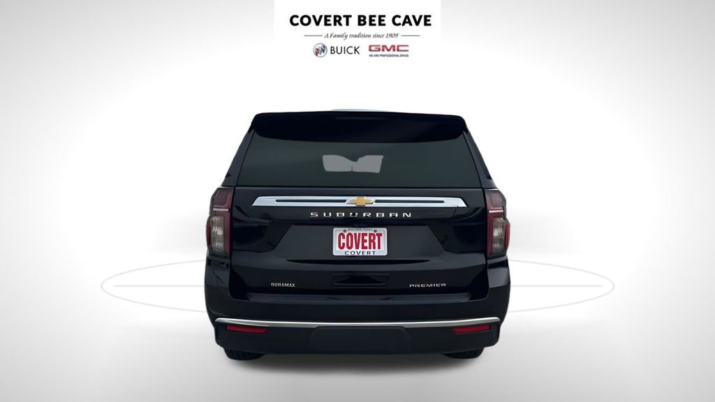 Used 2023 Chevrolet Suburban Premier image 9