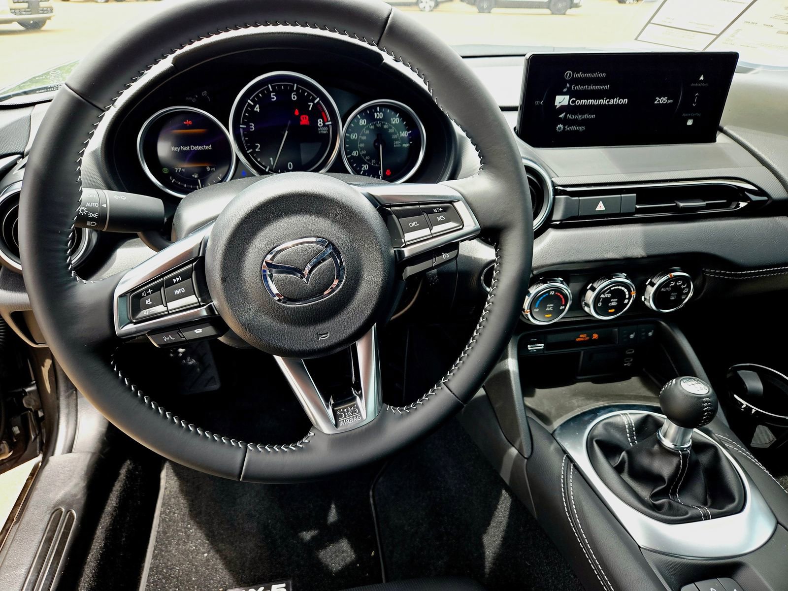 New 2026 MAZDA MX-5 Miata RF Grand Touring RWD image 10