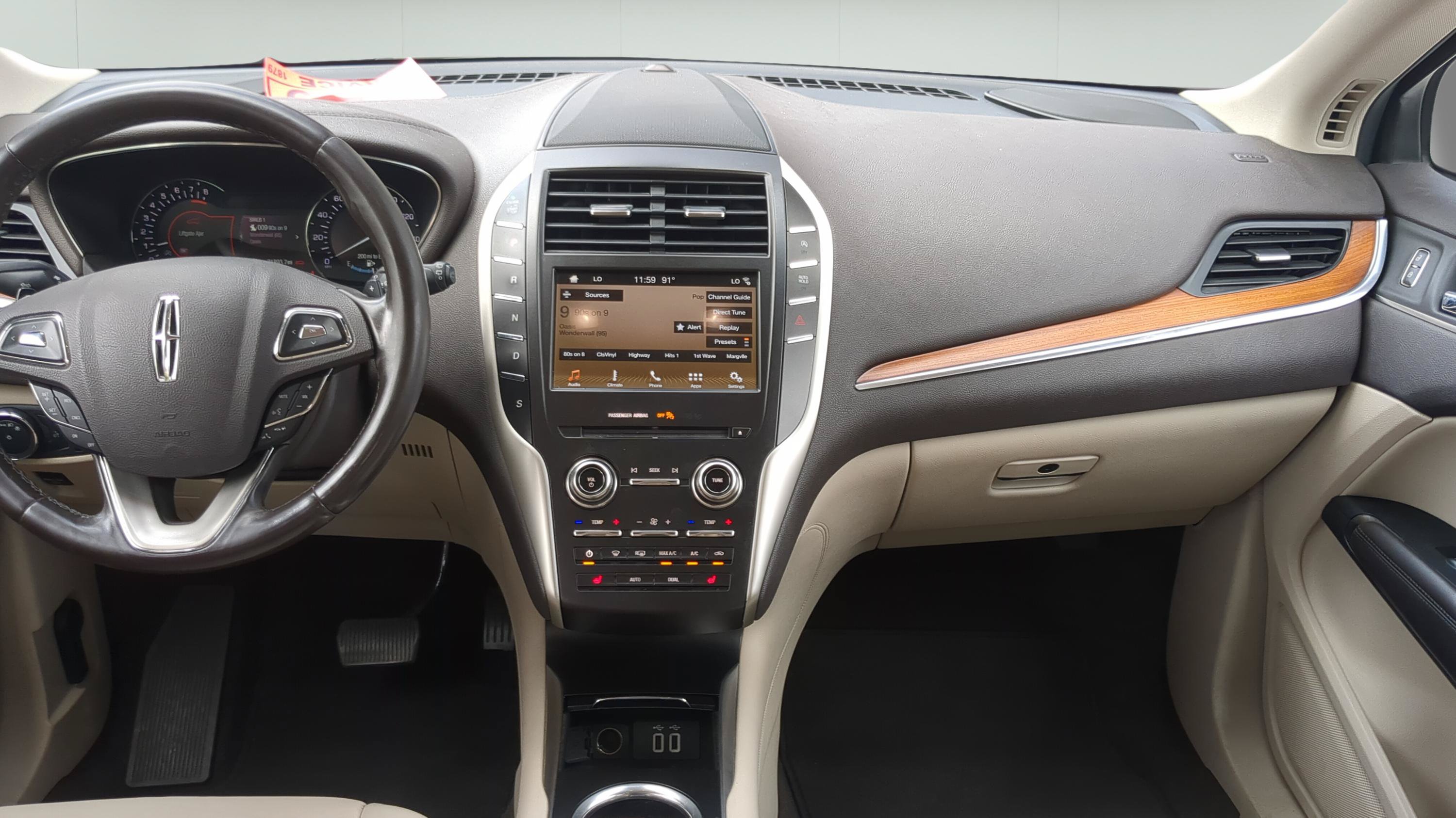 Used 2019 Lincoln MKC Select w/ MKC Climate Package FWD image 16