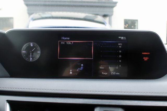 Used 2021 Lexus UX 200 w/ Accessory Package (Z1) image 23