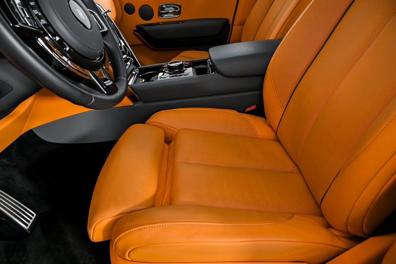 Used 2025 Rolls-Royce Cullinan image 21