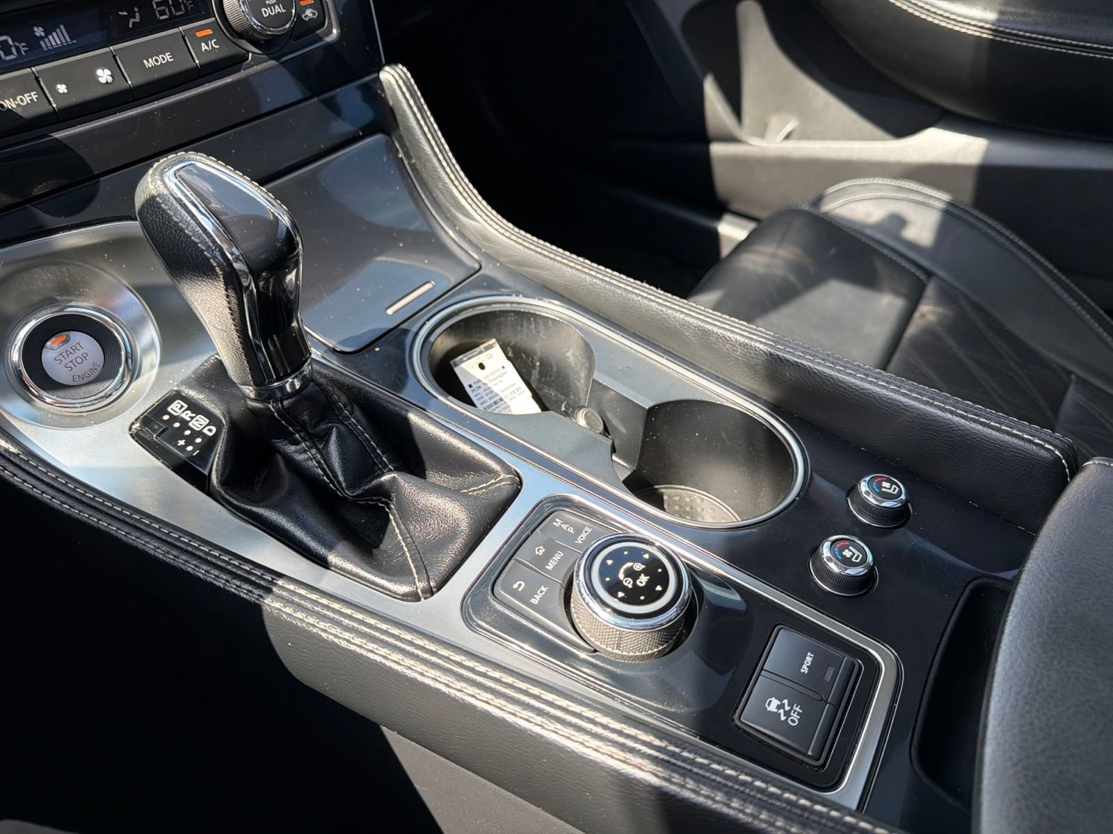 Used 2023 Nissan Maxima Platinum w/ Sport Mat Group FWD image 25