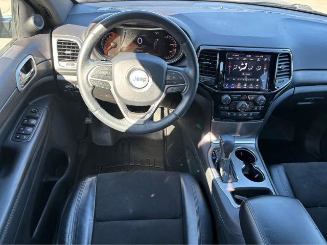 Used 2019 Jeep Grand Cherokee Altitude image 18