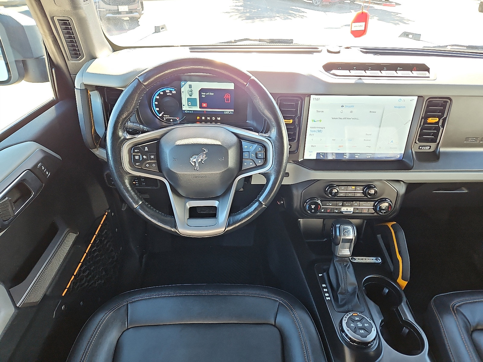 Used 2021 Ford Bronco Badlands image 8